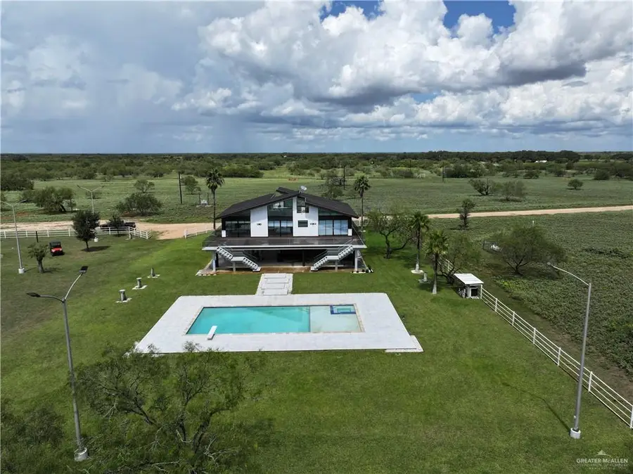 600 Cr 305 Road, Encino, TX 78353 - Image #3