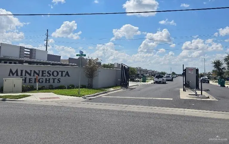 4905 N Dahlia Street, Pharr, TX 78577 - Image #2