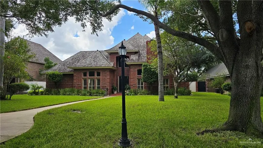 416 E Newport Lane, McAllen, TX 78501 - Image #2