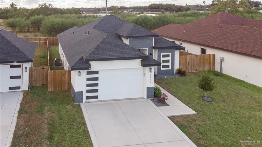 2225 N Woody Street, Edinburg, TX 78541 - Image #2