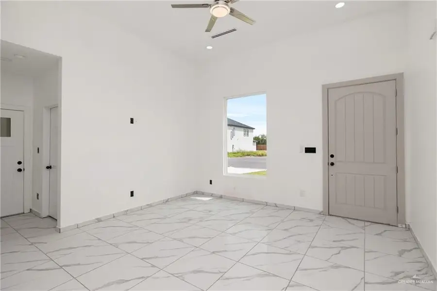 412 Zapata Street, San Juan, TX 78589 - Image #3