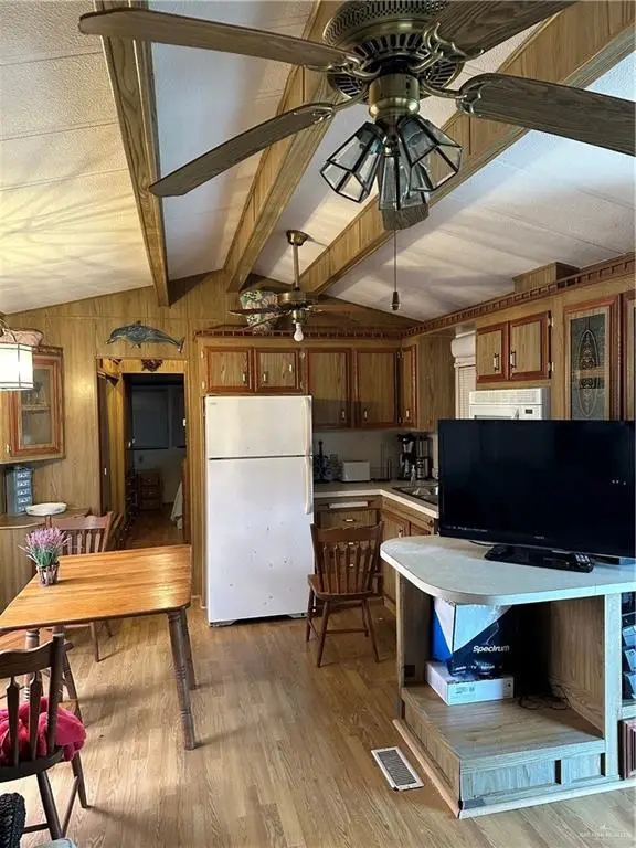 318 Sun Dial Circle, Port Isabel, TX 78578 - Image #2