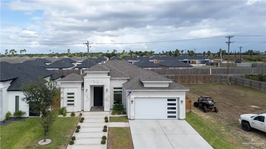 1412 S Waxahachie Street, Alton, TX 78572 - Image #2