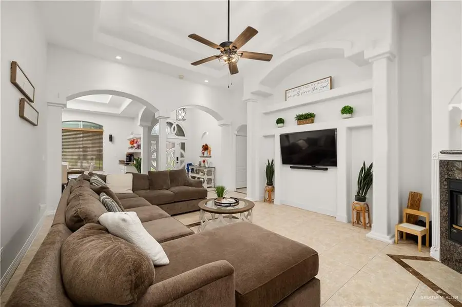 625 Santa Maria Road, Edinburg, TX 78541 - Image #2