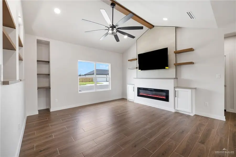 1829 N Mangrove Street, San Juan, TX 78589 - Image #2