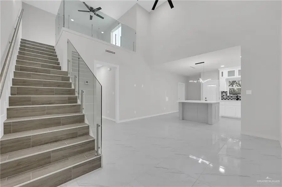 1836 Sunset Drive, Mission, TX 78572 - Image #2