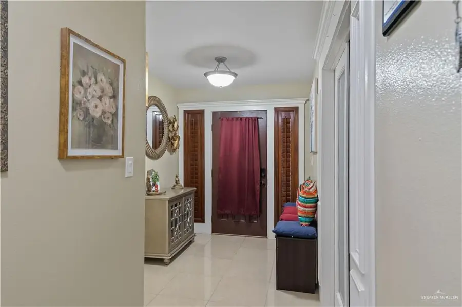 1913 Baylor Avenue, Edinburg, TX 78542 - Image #3