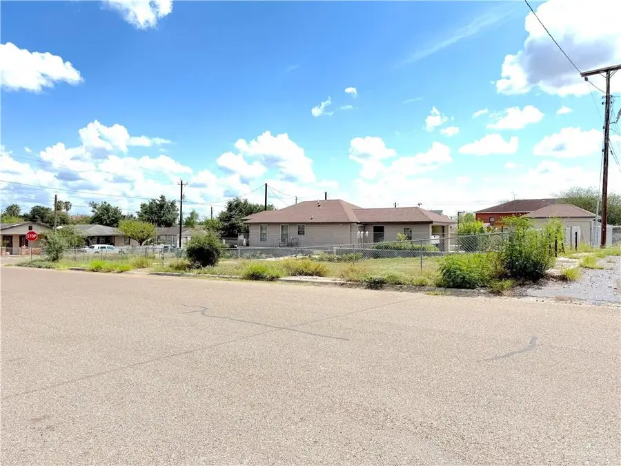 400 E 6th Street, Rio Grande City, TX 78582 - Image #3