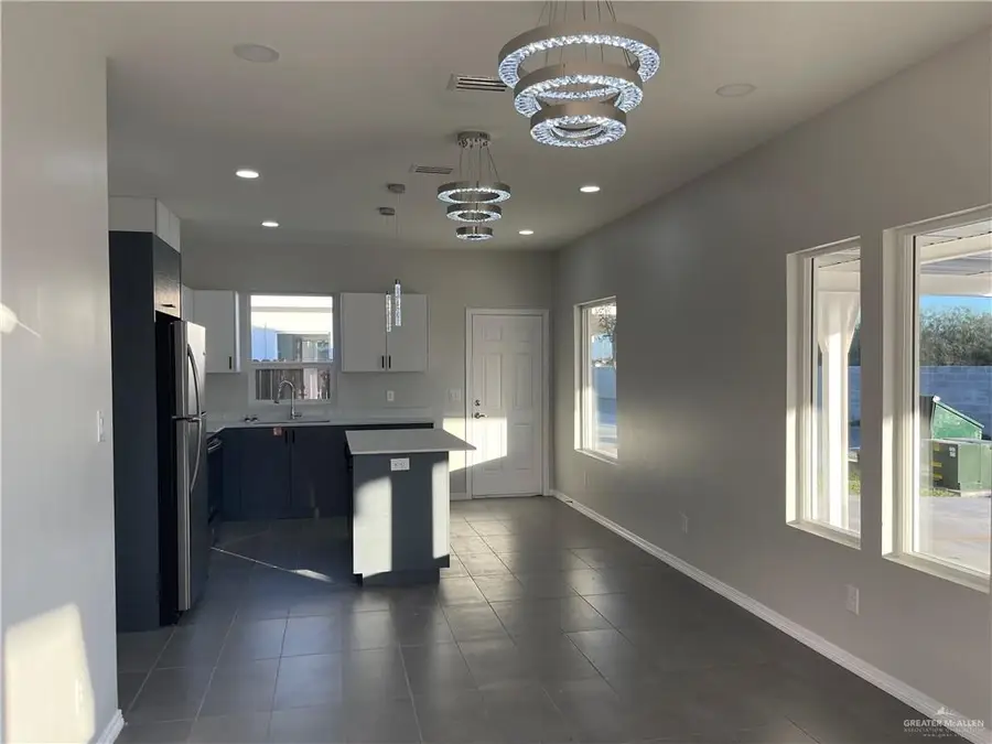 3401 Frio Avenue, McAllen, TX 78504 - Image #2