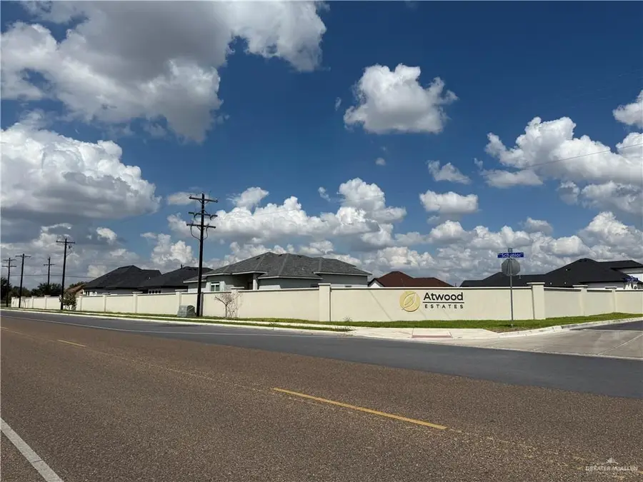 808 N Brushfield Avenue, Edinburg, TX 78541 - Image #3