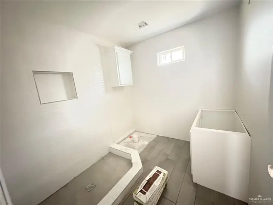 1113 Altuve Drive, Edinburg, TX 78570 - Image #2