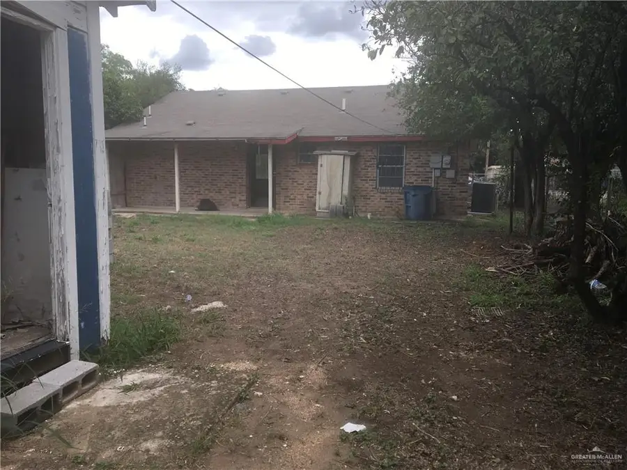 2229 Fir Avenue, McAllen, TX 78501 - #2