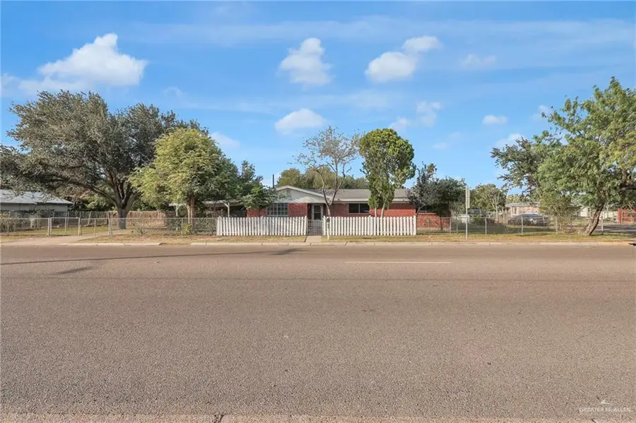 415 E 1st Street, Mission, TX 78572 - Image #2