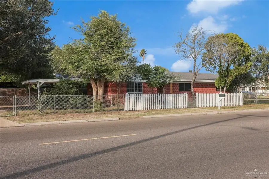 415 E 1st Street, Mission, TX 78572 - Image #3