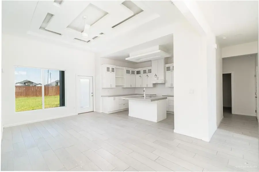 1505 E Encino Avenue, Pharr, TX 78577 - Image #3