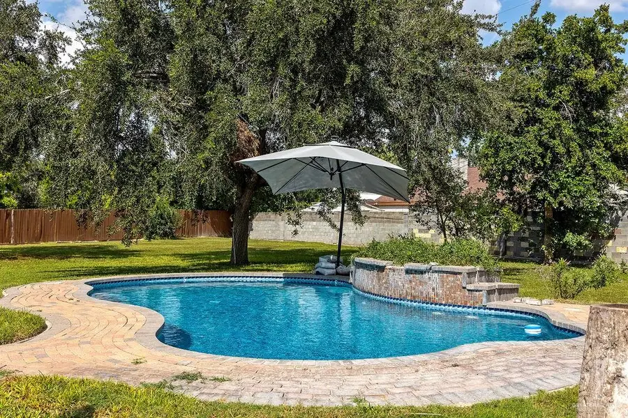 1818 Forest Lane, Weslaco, TX 78596 - Image #2