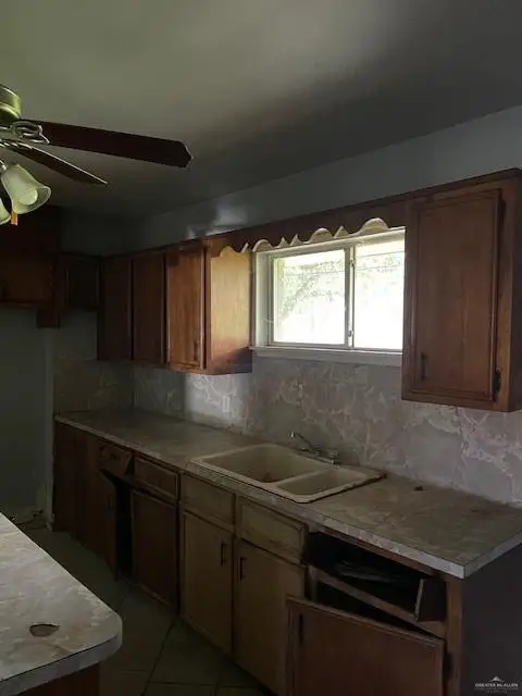 Address Withheld By Seller, Weslaco, TX 78596 - Image #3