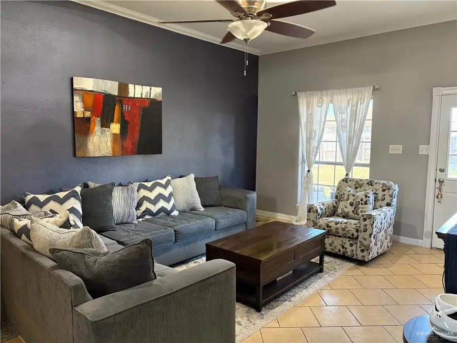 918 W Toffee Drive, Pharr, TX 78577 - Image #3