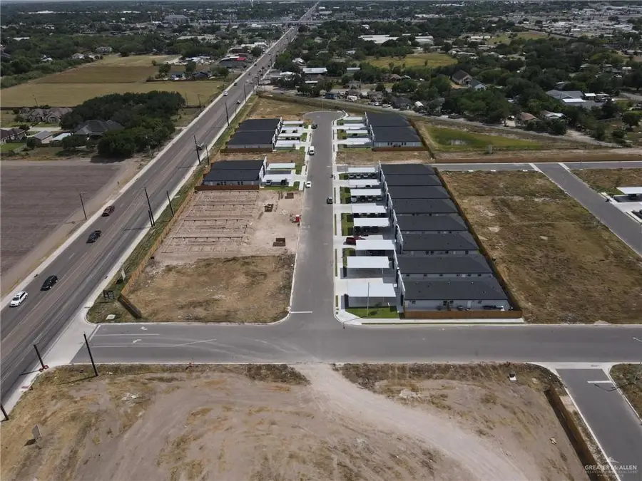 1226 Valle Vista Street, Alamo, TX 78516 - Image #3