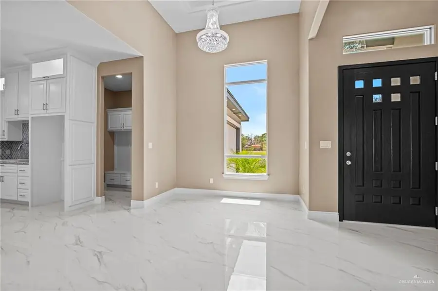 2217 Kirk Avenue, Mission, TX 78572 - Image #2