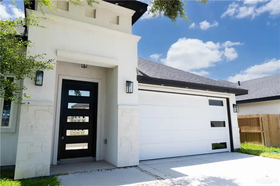 2221 N Woody Street, Edinburg, TX 78541 - Image #2