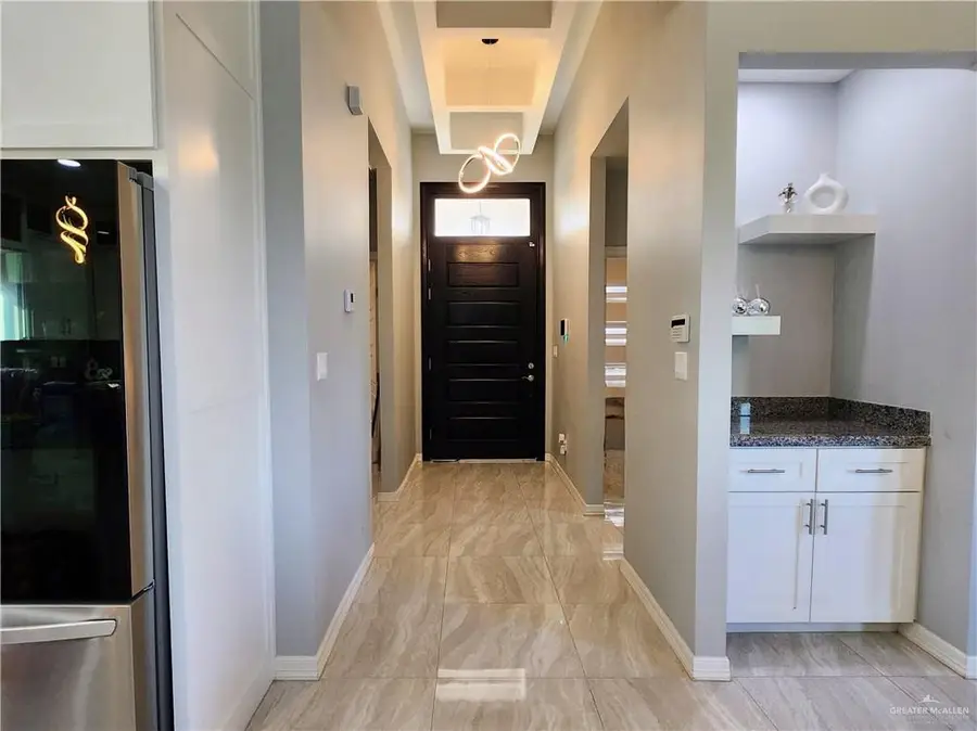 3412 Showboat Drive, Edinburg, TX 78541 - Image #2