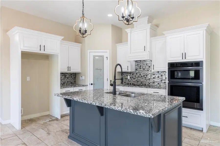 1901 W 25th 1/2 Street, Mission, TX 78574 - Image #3