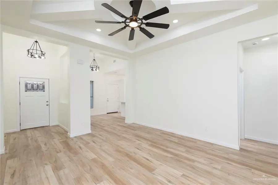 719 N Margret Street, Alamo, TX 78516 - Image #2