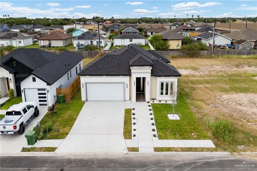 1307 S 9th Street, Alamo, TX 78516 - Image #2