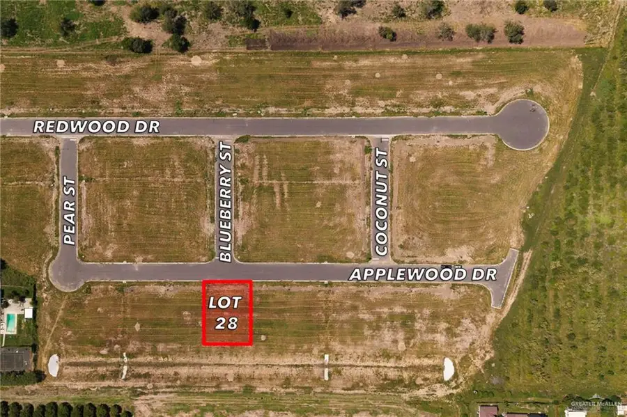 28 Applewood Street, Weslaco, TX 78596 - Image #2