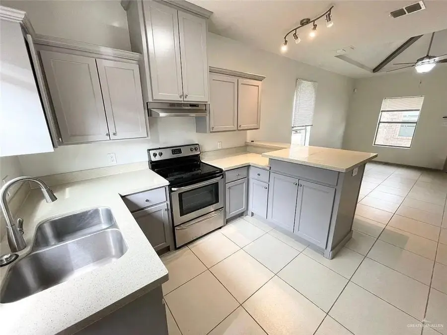 2600 E Franklin, Alton, TX 78573 - Image #3