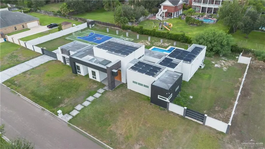 2321 Martha's Lane, Mission, TX 78573 - Image #3