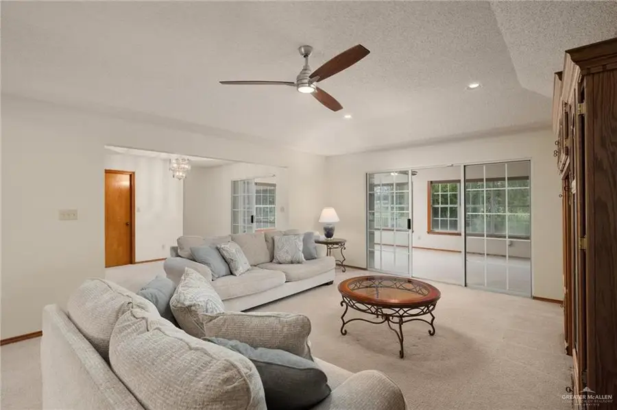 1818 Meadow View Drive, Mission, TX 78572 - Image #3