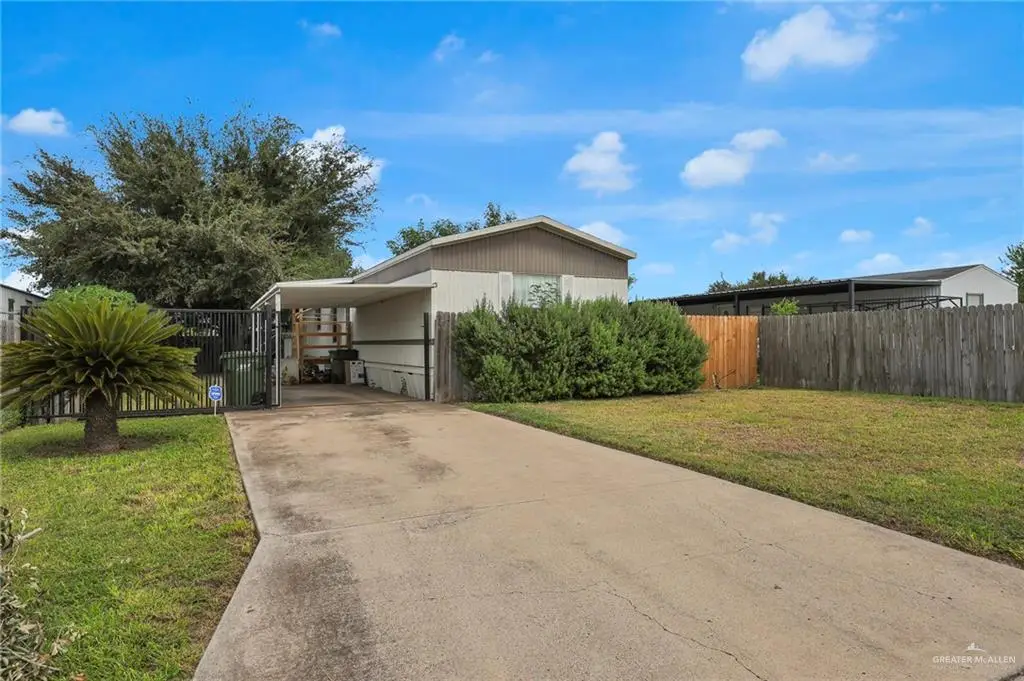 806 Post Oak Drive, Alamo, TX 78516 - Image #1