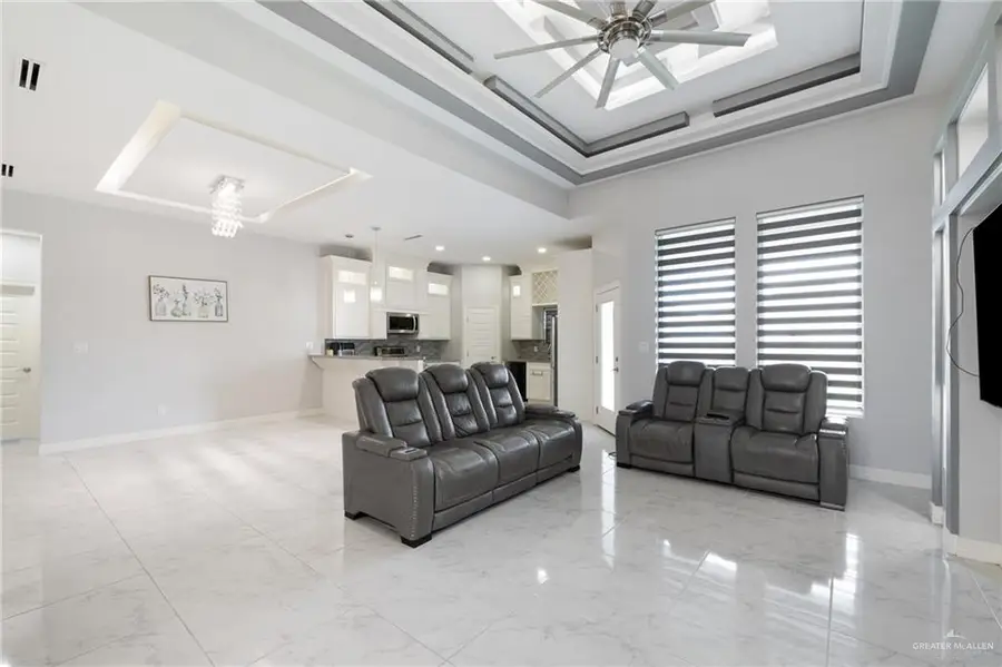 1422 S Esperanza Street, Pharr, TX 78577 - Image #3