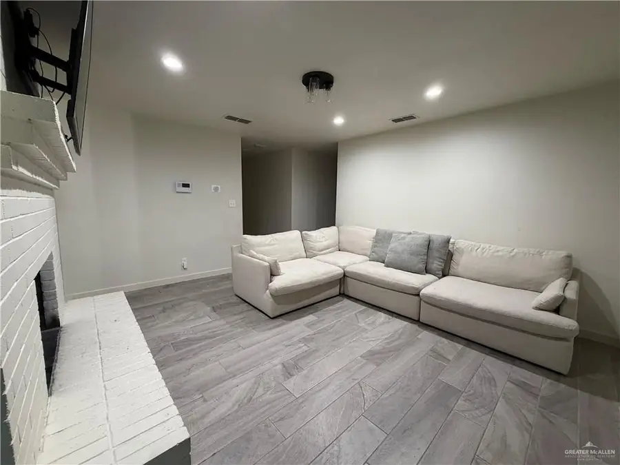 113 E Tamarack Avenue, McAllen, TX 78501 - Image #3