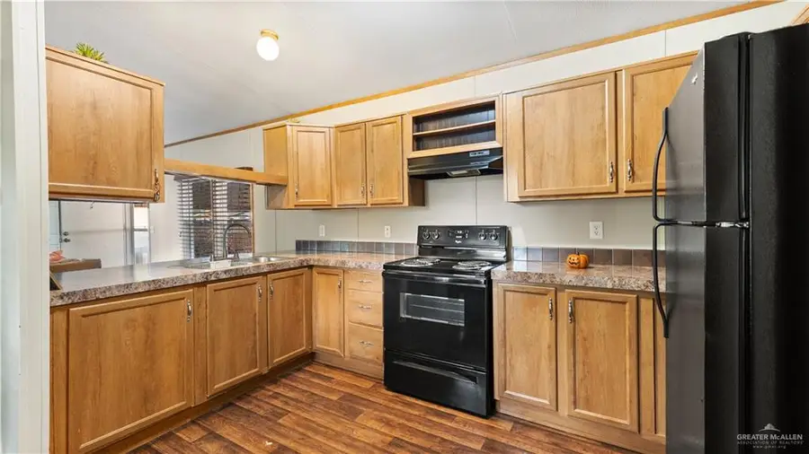 4517 Fern Avenue W, McAllen, TX 78501 - Image #3