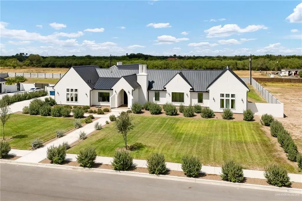 1215 E Chelsea Drive, Palmhurst, TX 78573 - Image #1