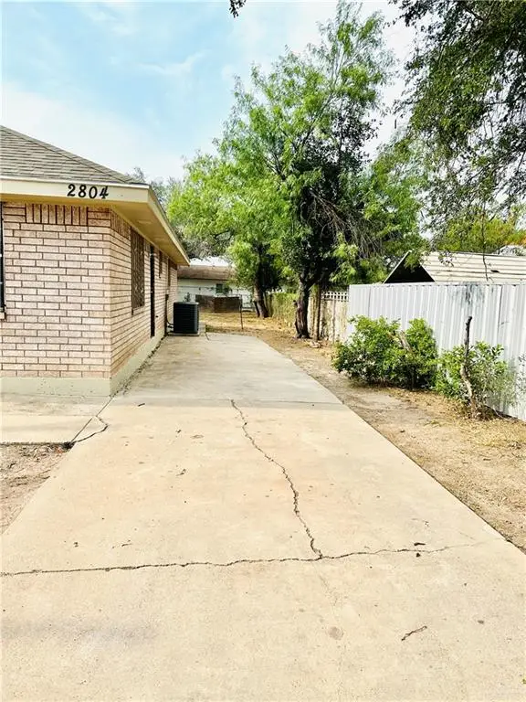 2804 Gumwood Avenue, McAllen, TX 78501 - Image #2