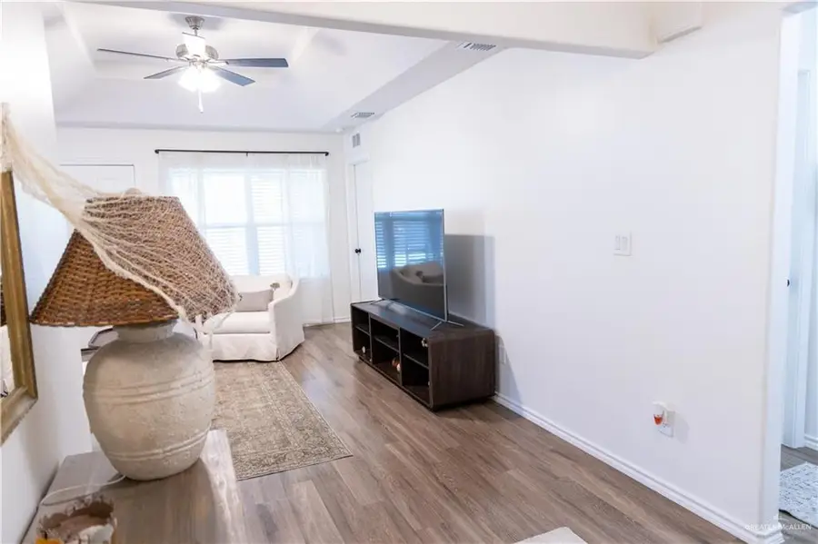 722 San Ignacio Street, San Juan, TX 78589 - Image #2