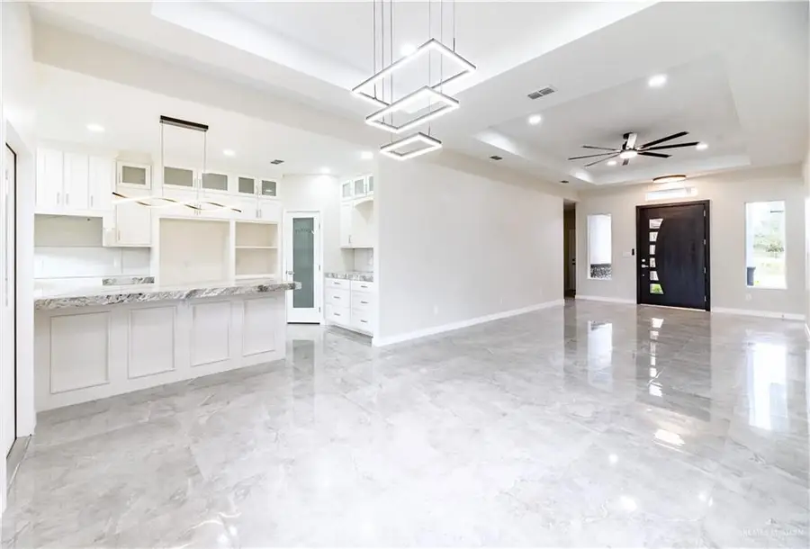 9226 N 25th Lane, McAllen, TX 78504 - Image #3