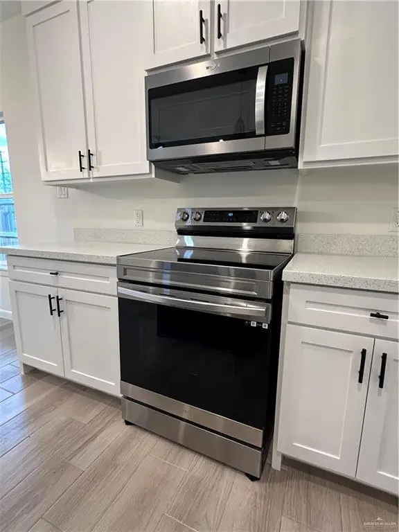 10925 N Sugar Bear Drive, Edinburg, TX 78541 - Image #3