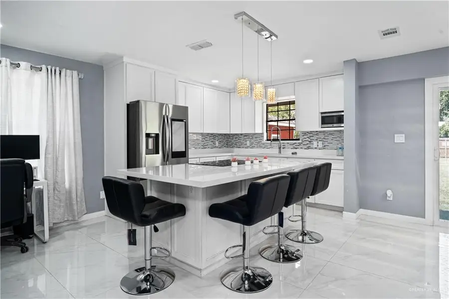 921 E Alan Street, Pharr, TX 78577 - Image #2