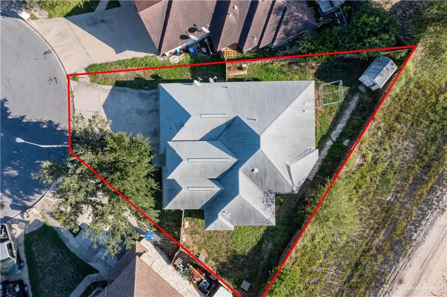 517 N 41st Court N, McAllen, TX 78501 - Image #2