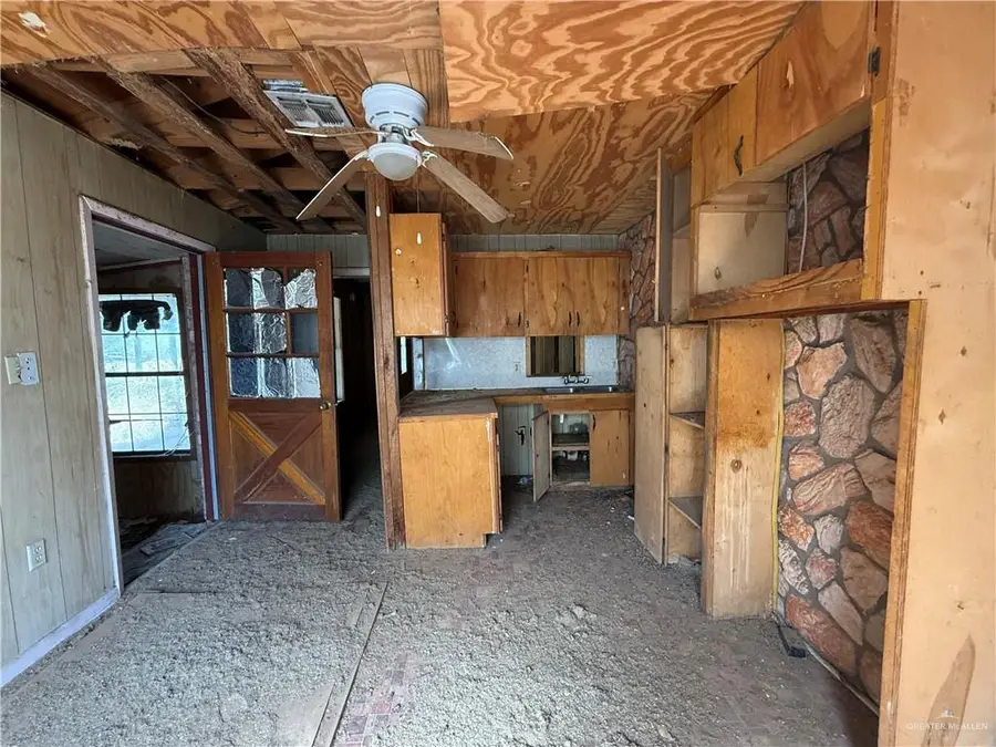 2336 E State Highway 285 Highway E, Falfurrias, TX 78355 - Image #3