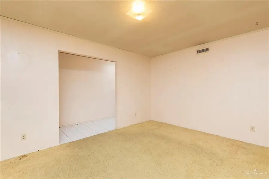 719 Walnut Avenue, McAllen, TX 78501 - Image #2
