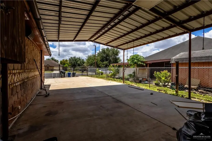 3909 Tulipan Street, Mission, TX 78573 - Image #2