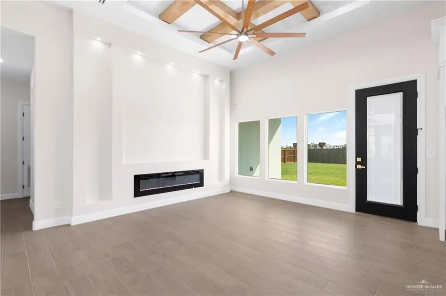 807 Bette Street, Pharr, TX 78577 - Image #3