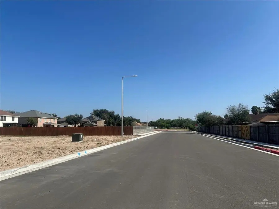 3616 Zinnia Avenue, McAllen, TX 78504 - Image #2