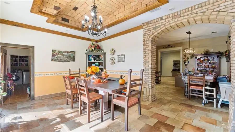 1717 Thompson Road, Mission, TX 78573 - Image #3